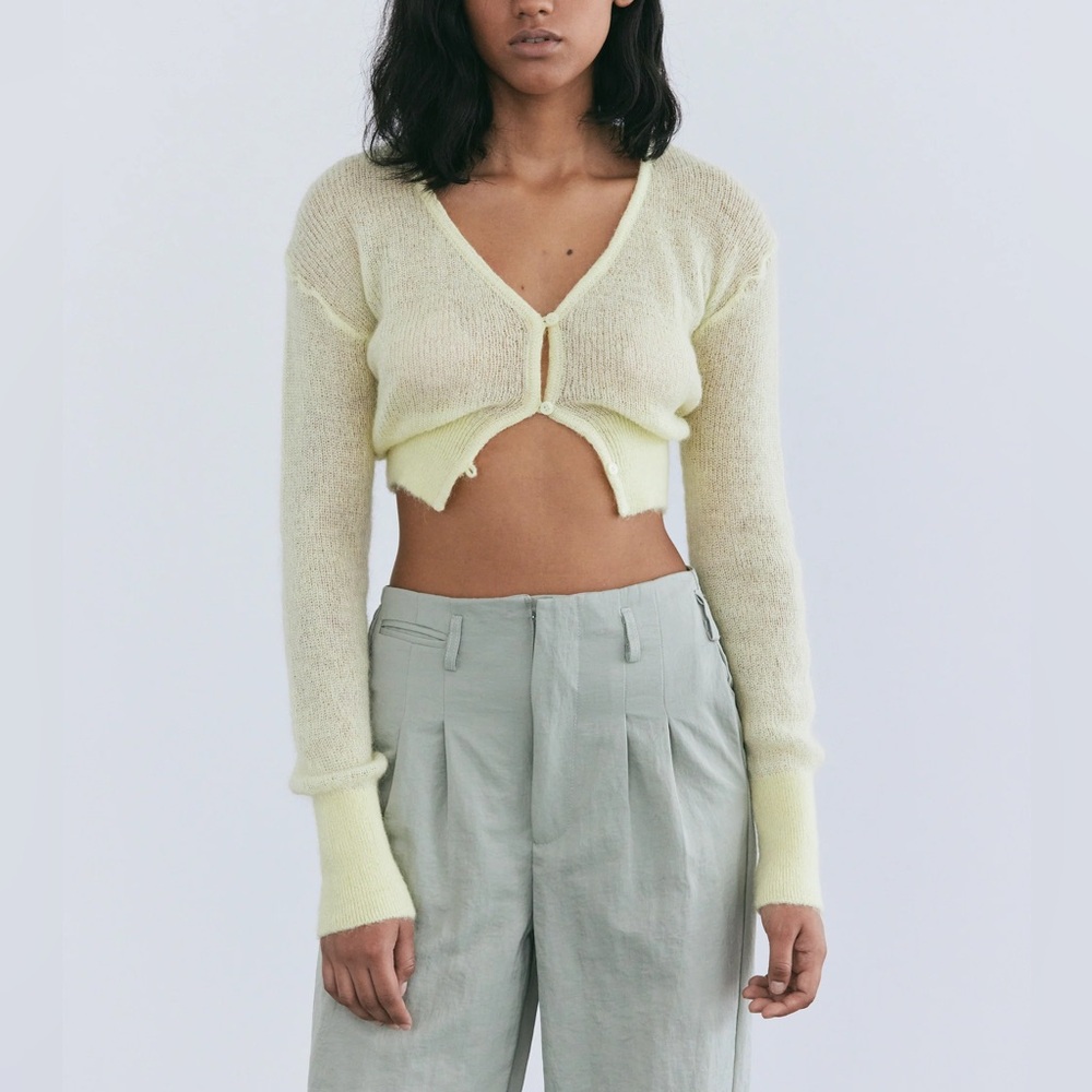 SLLOW Light Yellow Cropped Cardigan